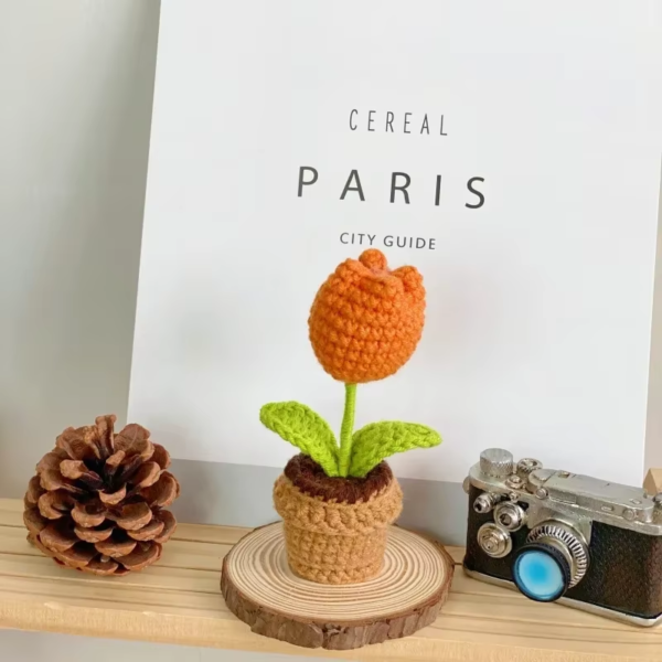 Hand Knitting Potted Plants Hand-Woven Rose Sunflower Tulip Crochet Flower Auto Interior Accessories Car Decoration Ornaments