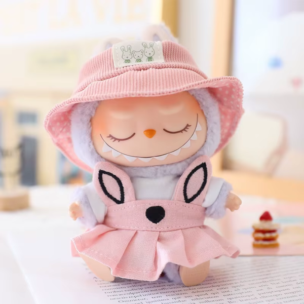 17Cm Pendant Labubu Doll Dress Cute Labubu Doll Clothes Pink Rabbit Skirt Green Coat Suit Cartoon Doll Hat Princess Shoes Gift