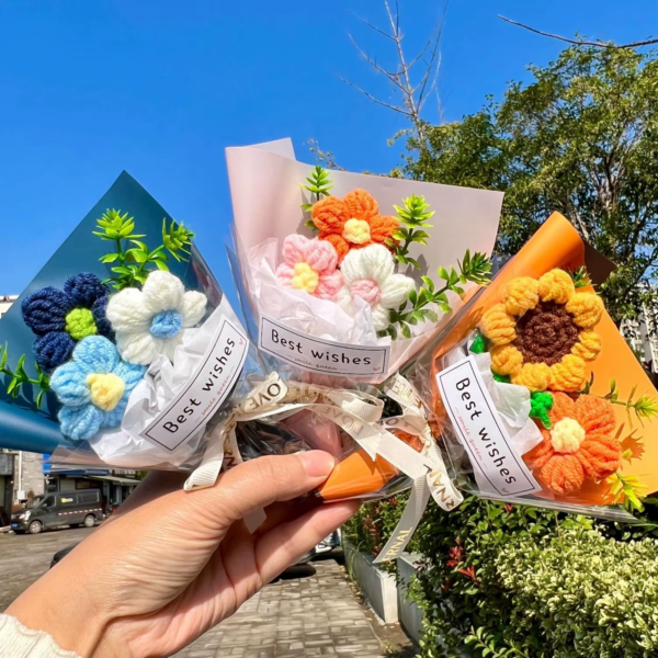 Crochet Bouquet Rose Sunflower Handmade Artificial Knitted Flower Valentine'S Day Anniversary Wedding Birthday Gift Home Decor