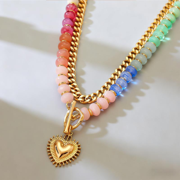 Dopamine Colorful Beaded Necklace Ethnic-Style Collarbone Chain with Stackable Heart Pendant for Stylish Looks and Versatile Jewelry