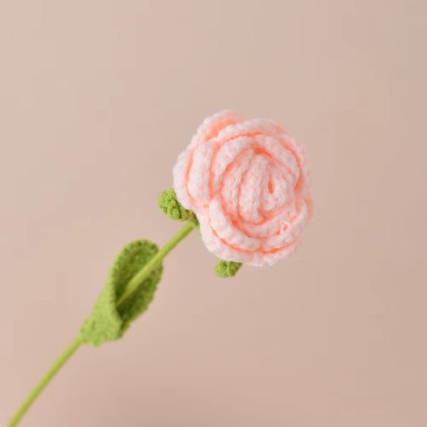 Finished Knitting Rose Woven Gradient Artificial Flowers Flowers Bouquet Table Ornament Braided Fake Flowers Holiday Gifts