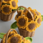 Crochet Flower Cute Finished Woven Sunflowers Potted Hand-Knitted Sunflowers Table Home Decor Wedding Ornament Friends Gift